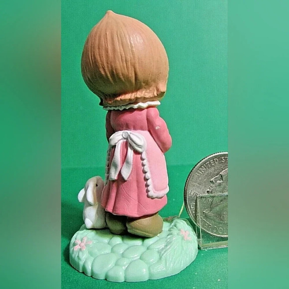 1977 Hallmark Merry Miniature BETSY CLARK with Bunny Rabbits Easter Spring - Picture 3 of 8